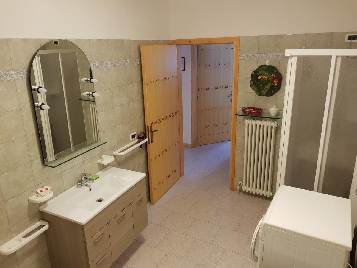 Casa Tonia Lejlighed Tiarno di Sopra Eksteriør billede